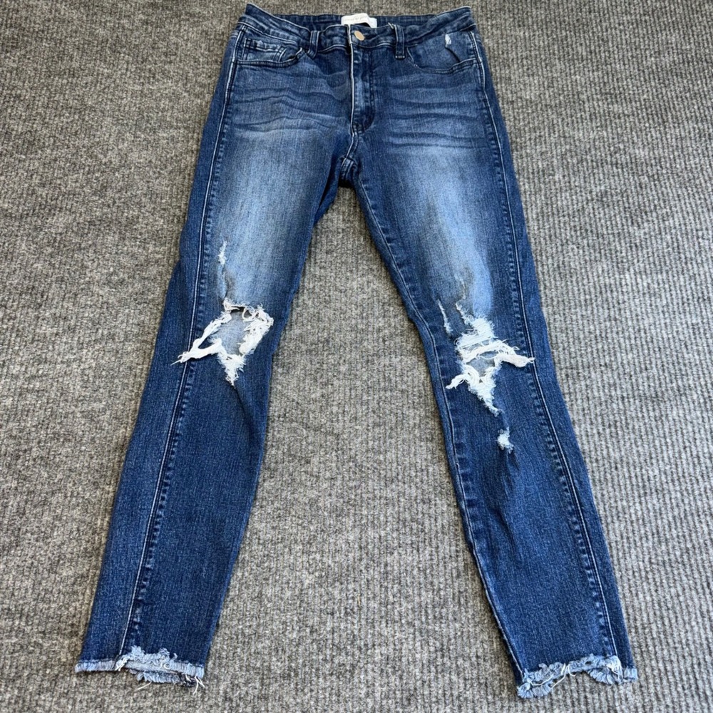 Pink Lily Living My Best Style 9/28 Distressed Skinny Jeans Ripped Fray Hem Chic